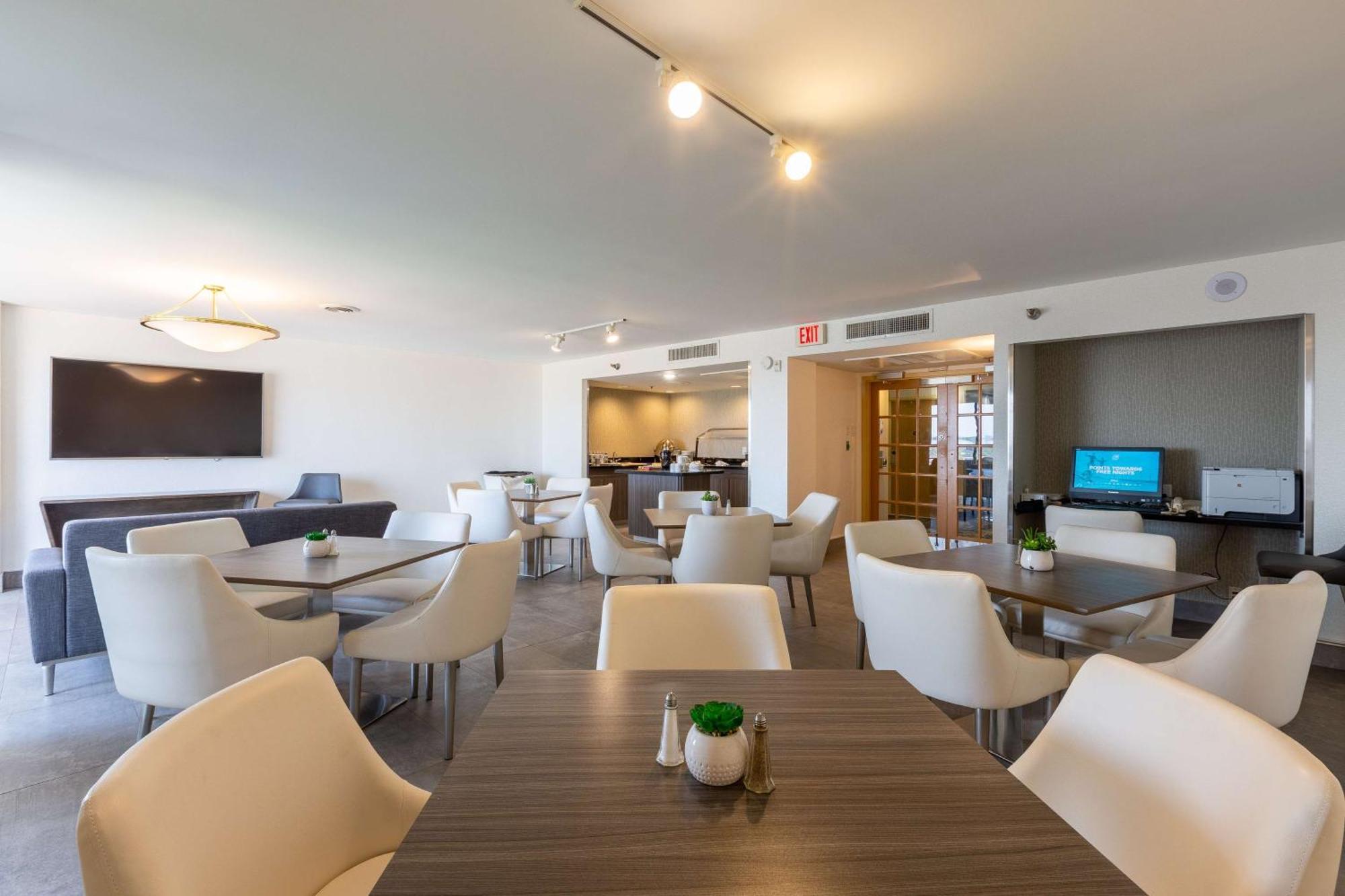 Doubletree By Hilton Dallas/Richardson Exterior photo