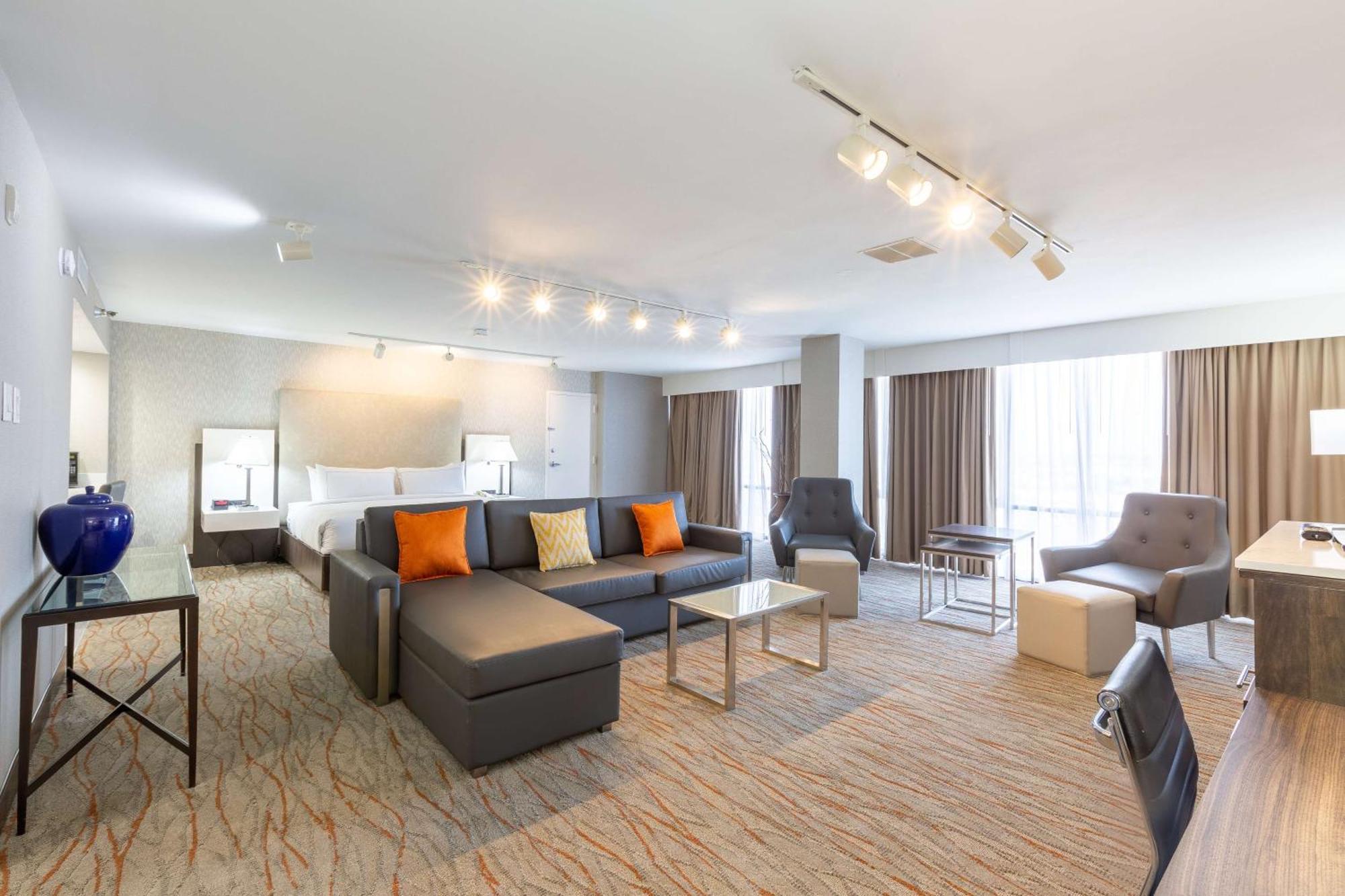 Doubletree By Hilton Dallas/Richardson Exterior photo
