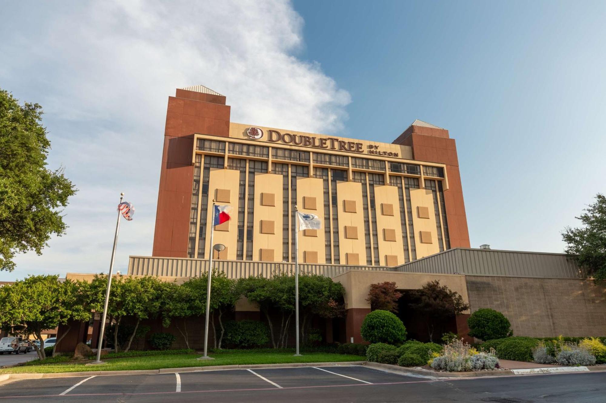 Doubletree By Hilton Dallas/Richardson Exterior photo
