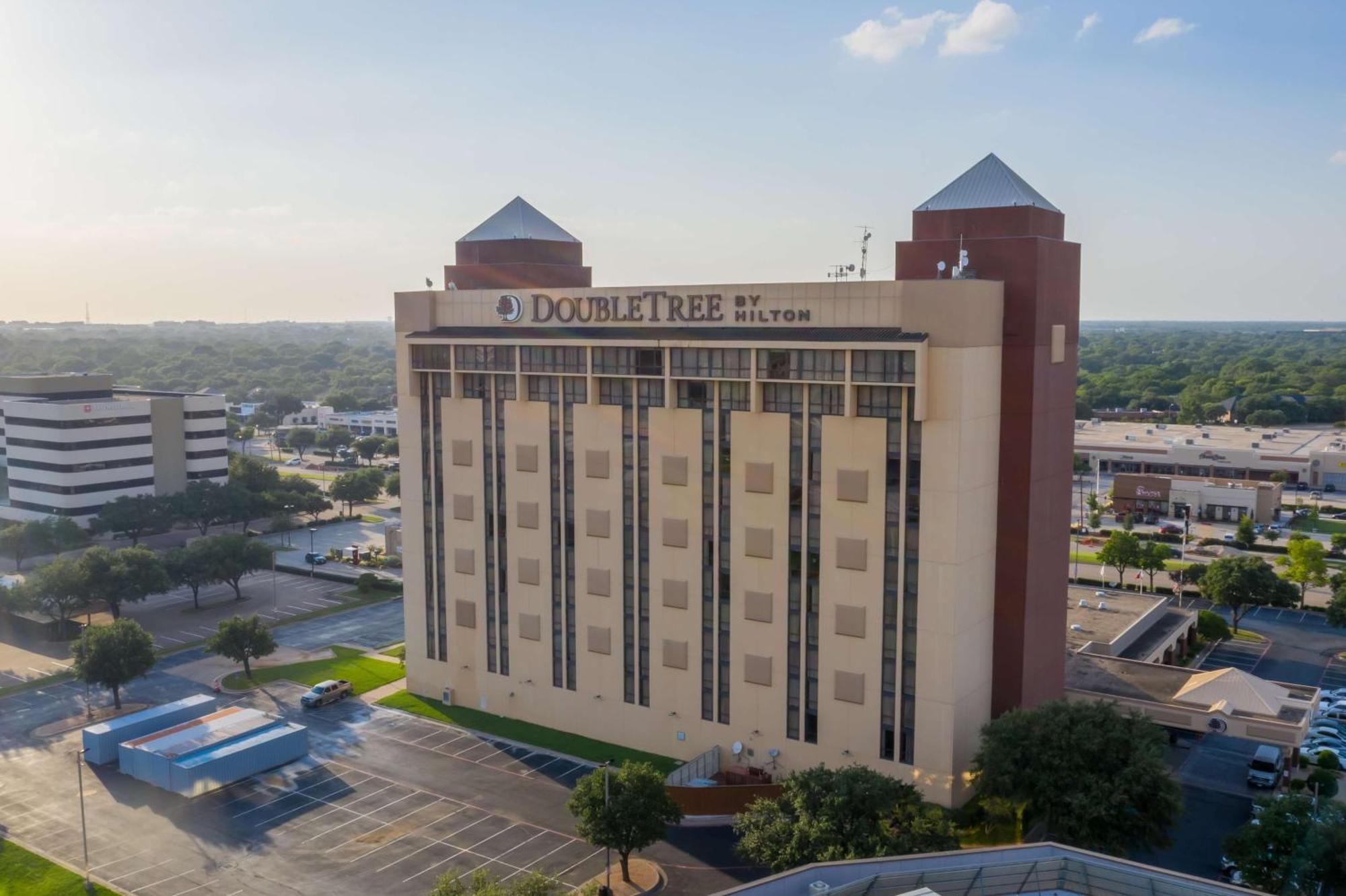 Doubletree By Hilton Dallas/Richardson Exterior photo