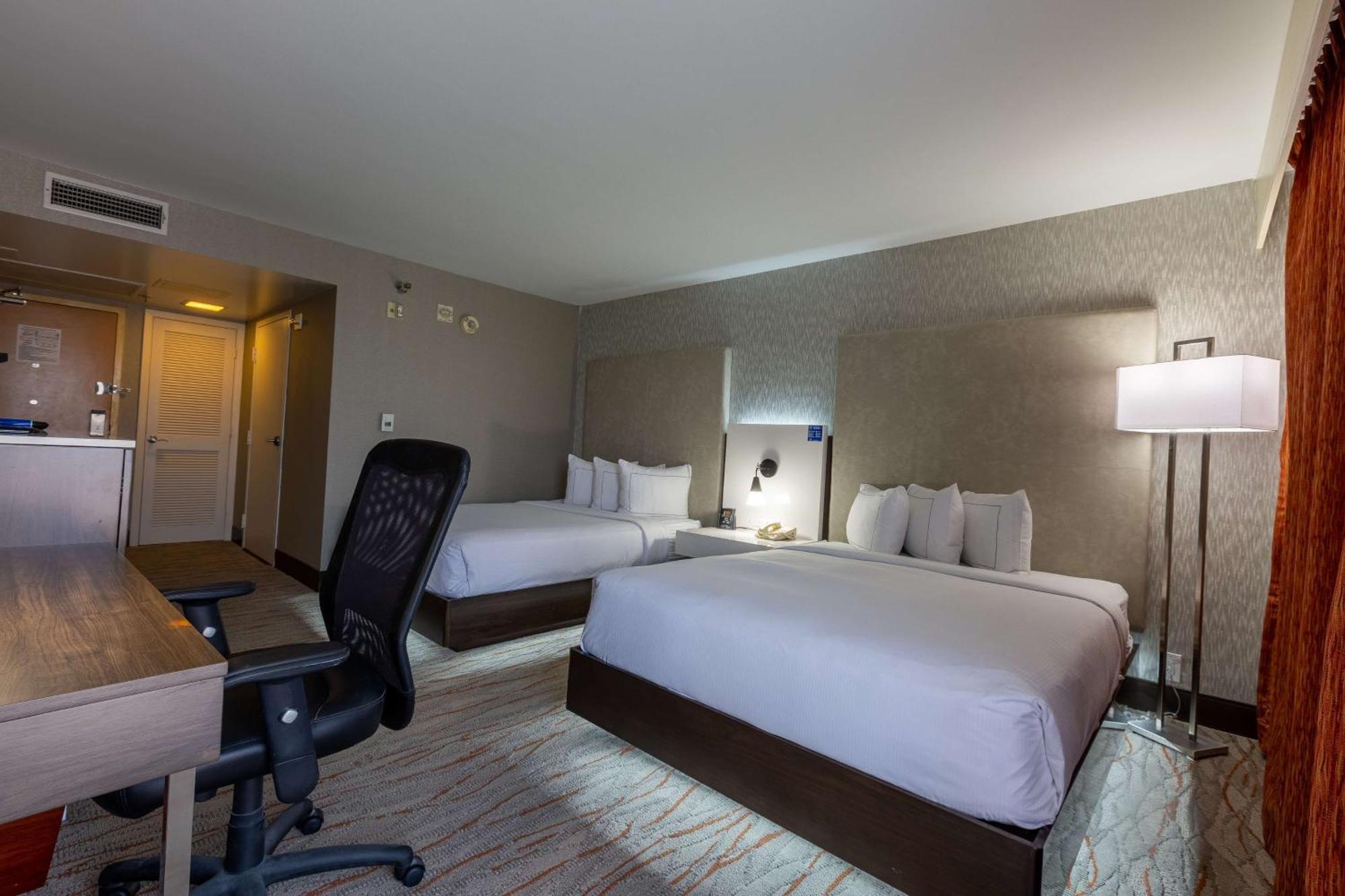 Doubletree By Hilton Dallas/Richardson Exterior photo