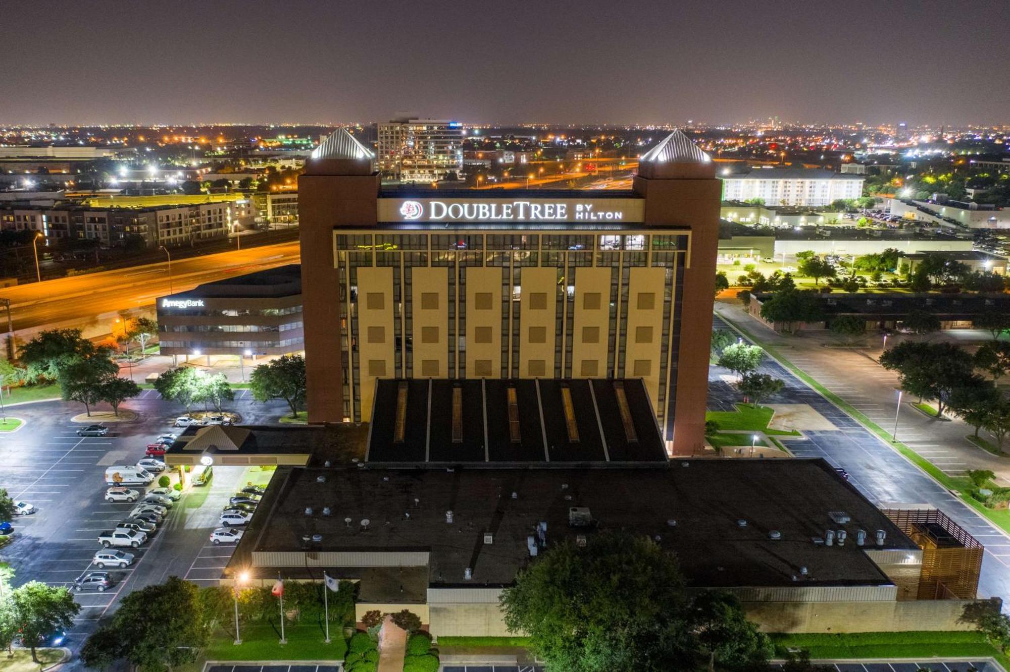 Doubletree By Hilton Dallas/Richardson Hotel Exterior photo