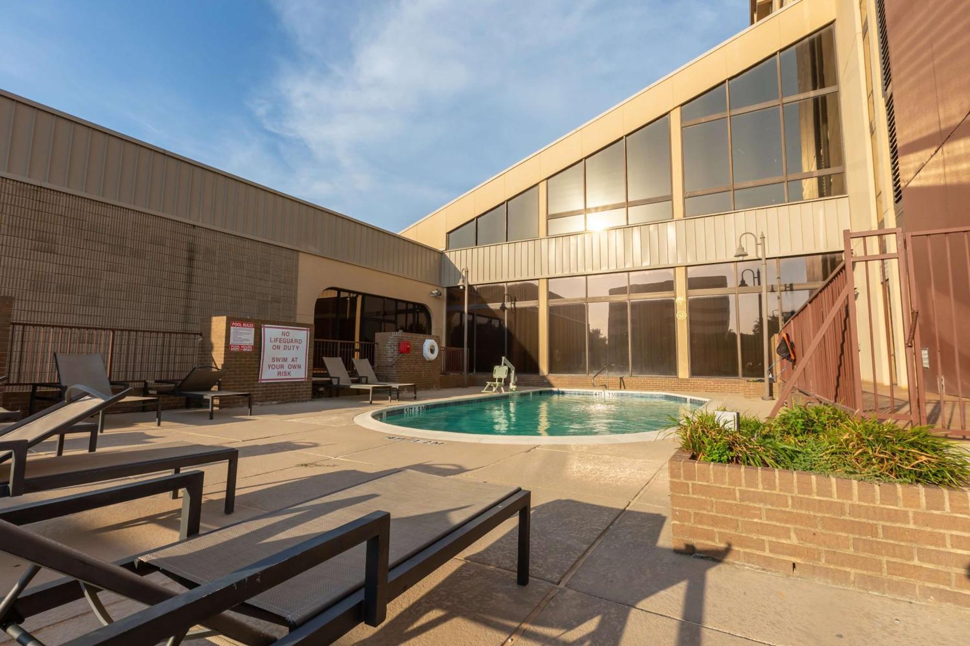 Doubletree By Hilton Dallas/Richardson Exterior photo